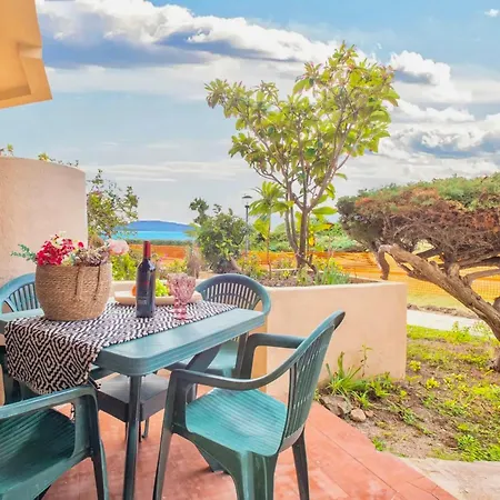 Apartman Isa - 6 Beds In Just 150 Mt From The Sea *