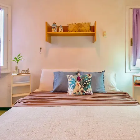 Apartment Isa - 6 Beds In Just 150 Mt From The Sea